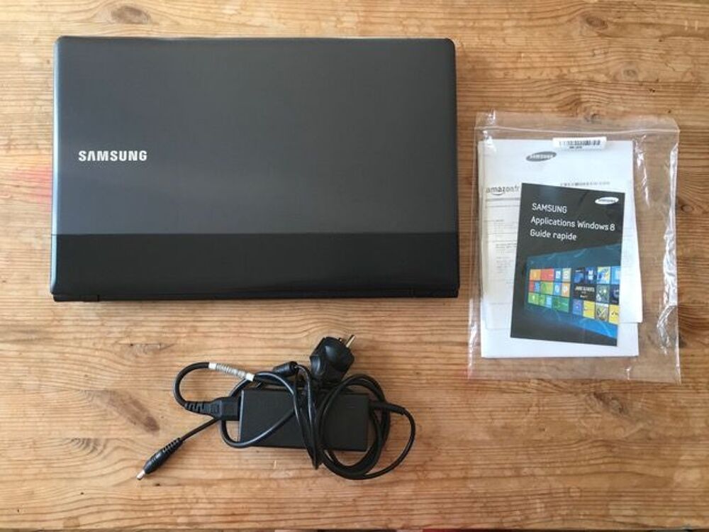 PC PORTABLE SAMSUNG NP300E5C-S08FR S&eacute;rie 3 Matériel informatique
