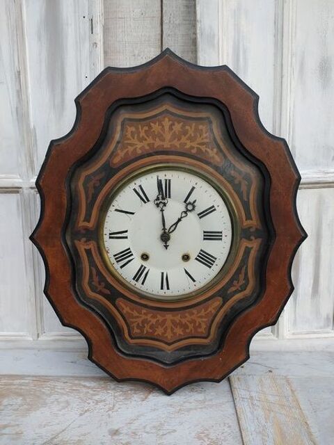 Pendule Oeil de Boeuf Marqueterie poque Napolon III 1 Loches (37)