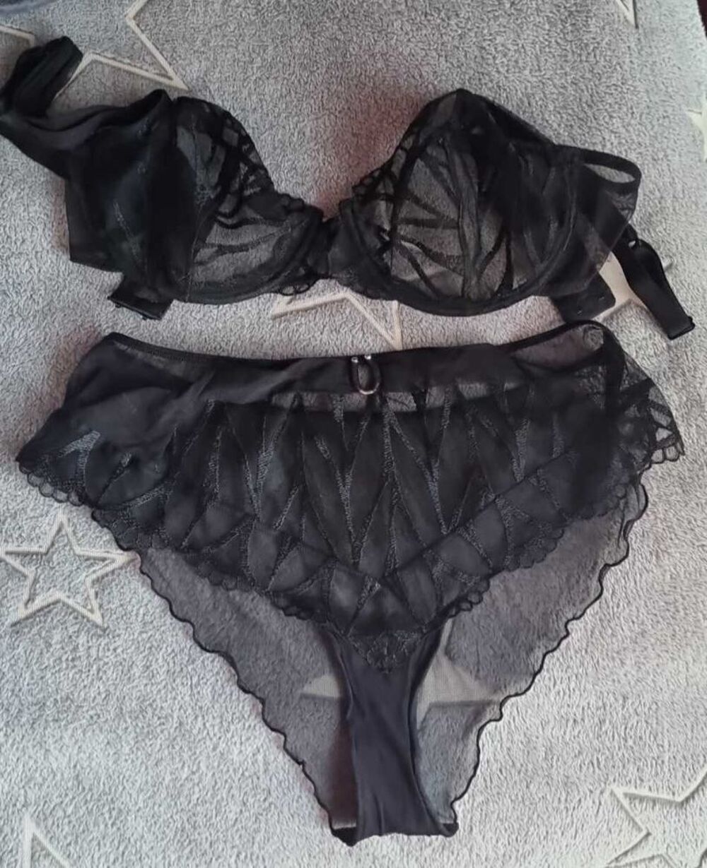 Ensemble SG 100C et culotte T4 Vêtements
