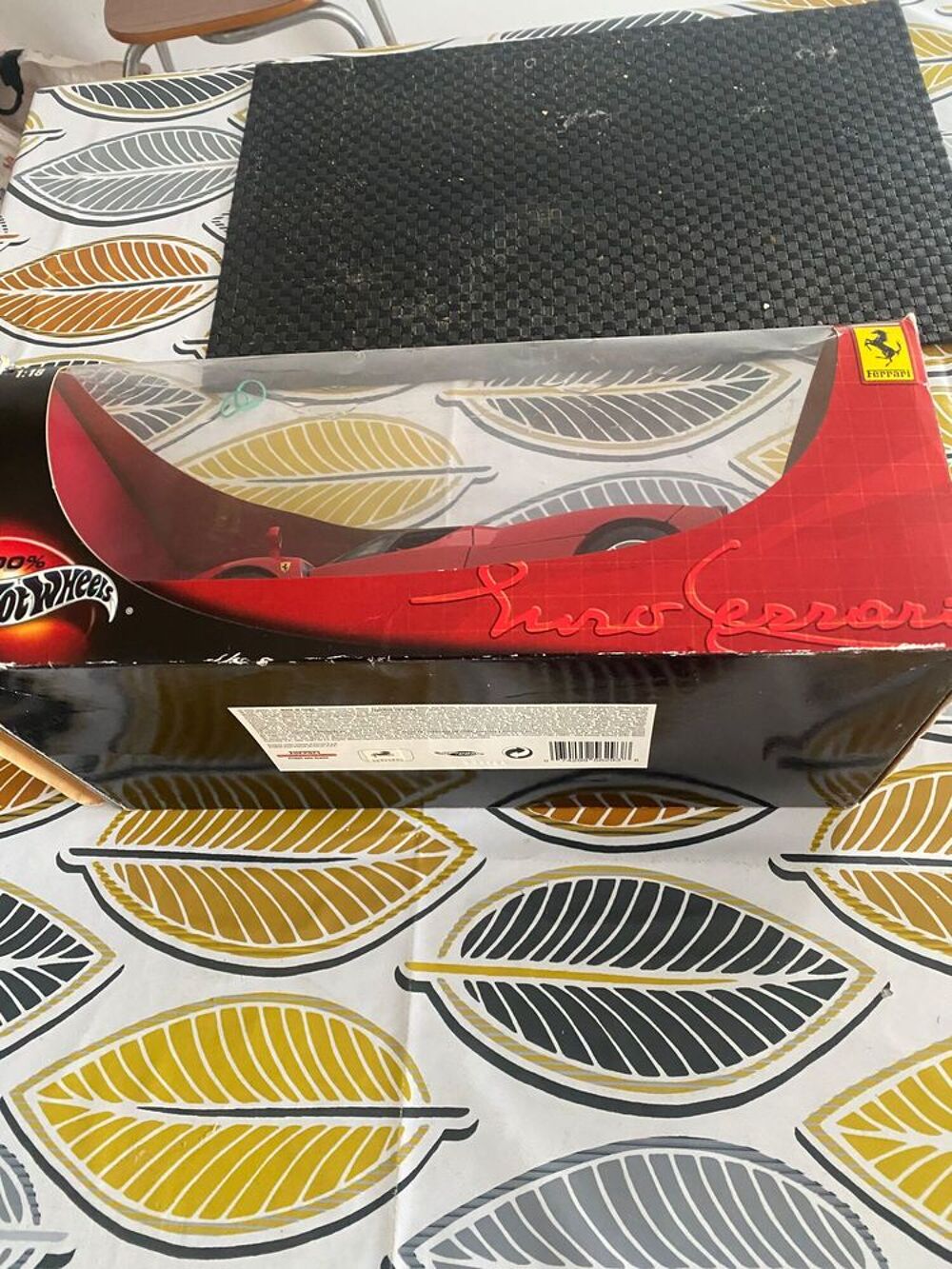 FERRARI VOITURE DANS SA BOITE D ORIGINE 
