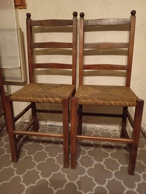 Belle paire  de chaises campagnardes 65 Sousceyrac (46)