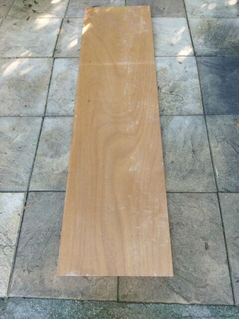 1 panneau de contreplaqu� �p:15 de 157x42cm 25 Montpellier (34)