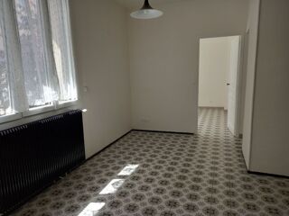  Appartement à louer 3 pièces 43 m²
