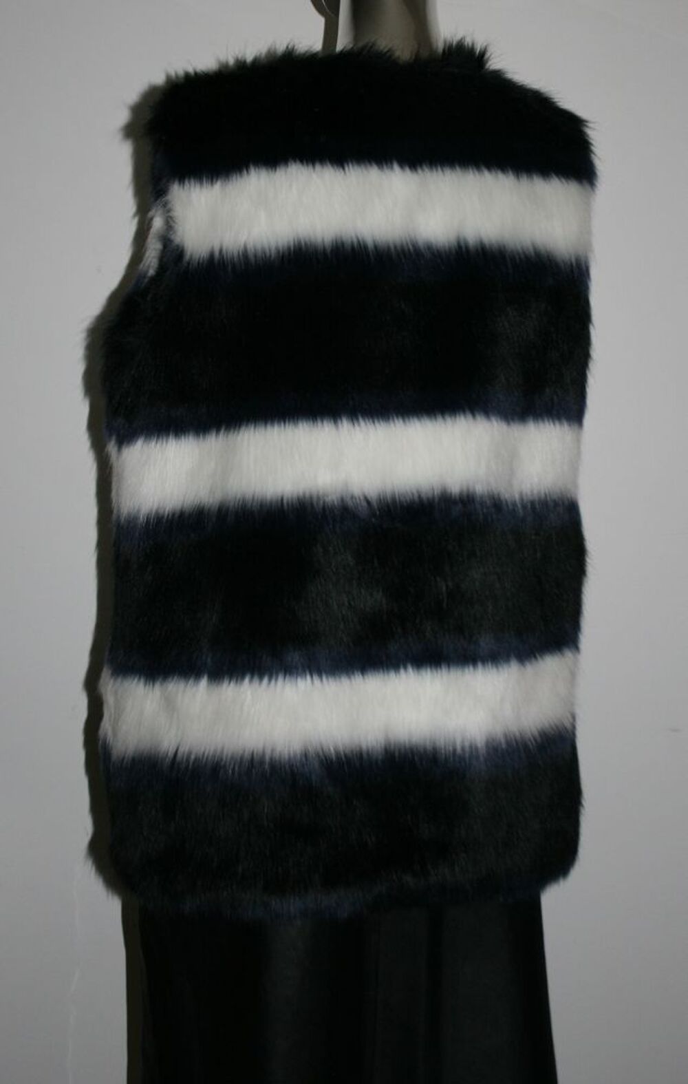 Veste gilet sans manche MOLLY BRACKEN taille unique 36/38/40 Vêtements