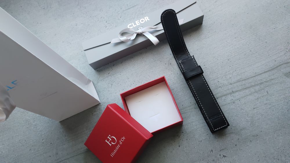 Lot de bo&icirc;tes de pr&eacute;sentation pour bijoux en tr&egrave;s bon &eacute;tat Bijoux et montres