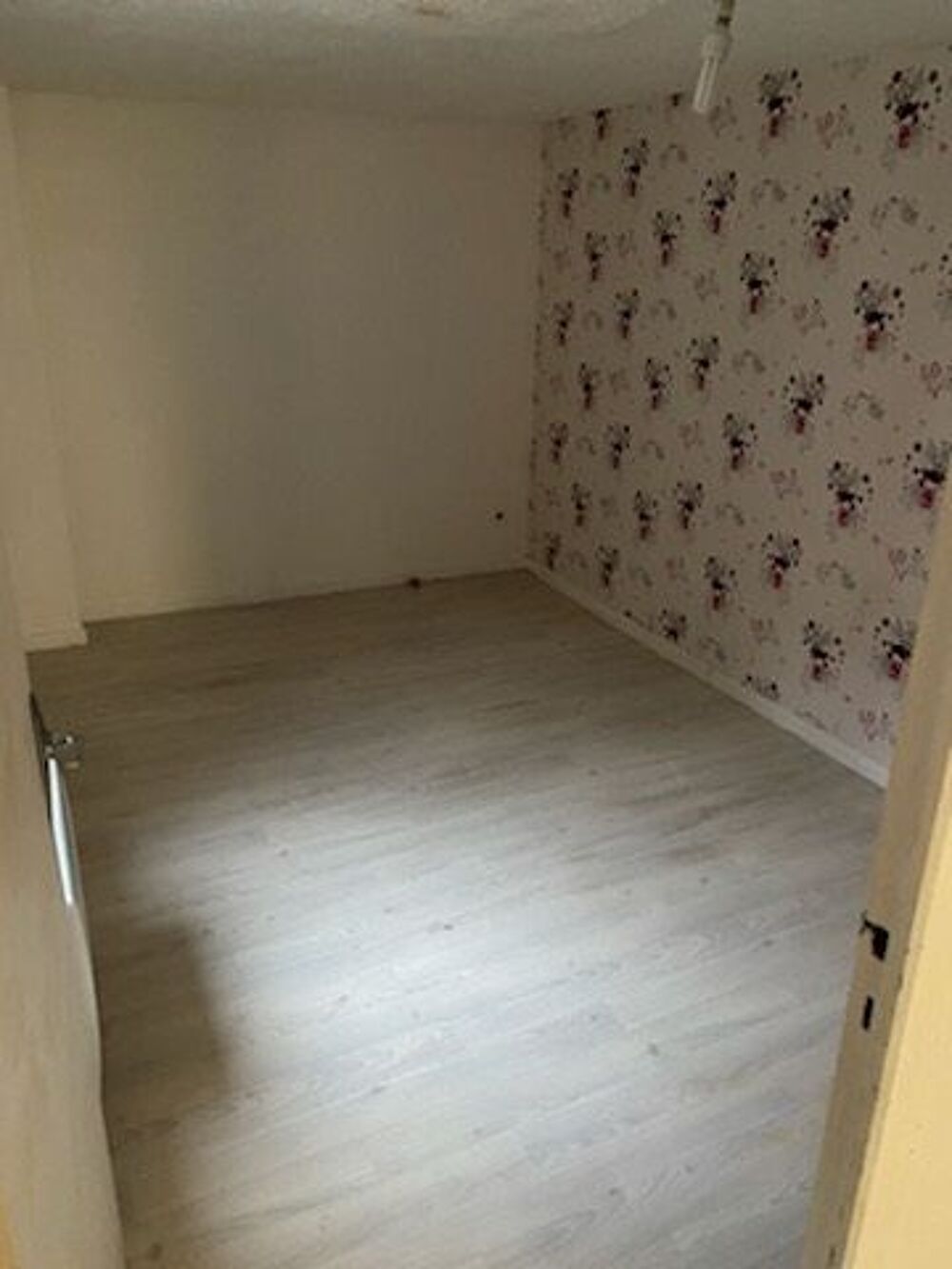 Location Appartement T 3 situé au 1 er étage et T 2 situé au rez de chaussée Nieppe