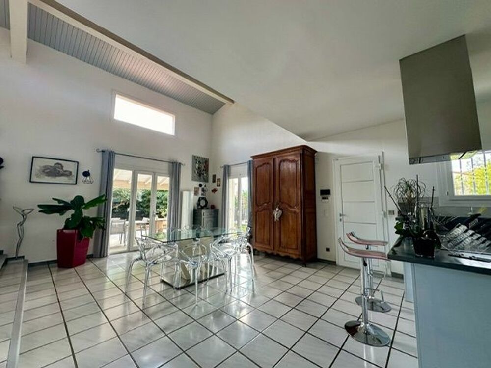 Vente Villa Villa à Villeneuve la Rivière à 5mn de St Estève Villeneuve-la-rivière
