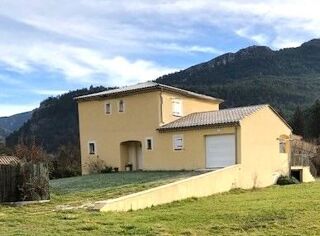  Villa � vendre 6 pi�ces 150 m�