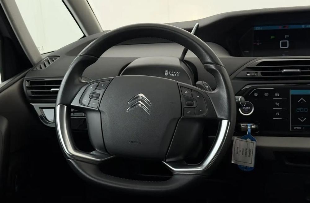 C4 Spacetourer CITROEN C4 GRAND SPACETOURER 1,2L 131cv EAT8 FEEL 7 PLACES 2022 occasion 55100 Verdun