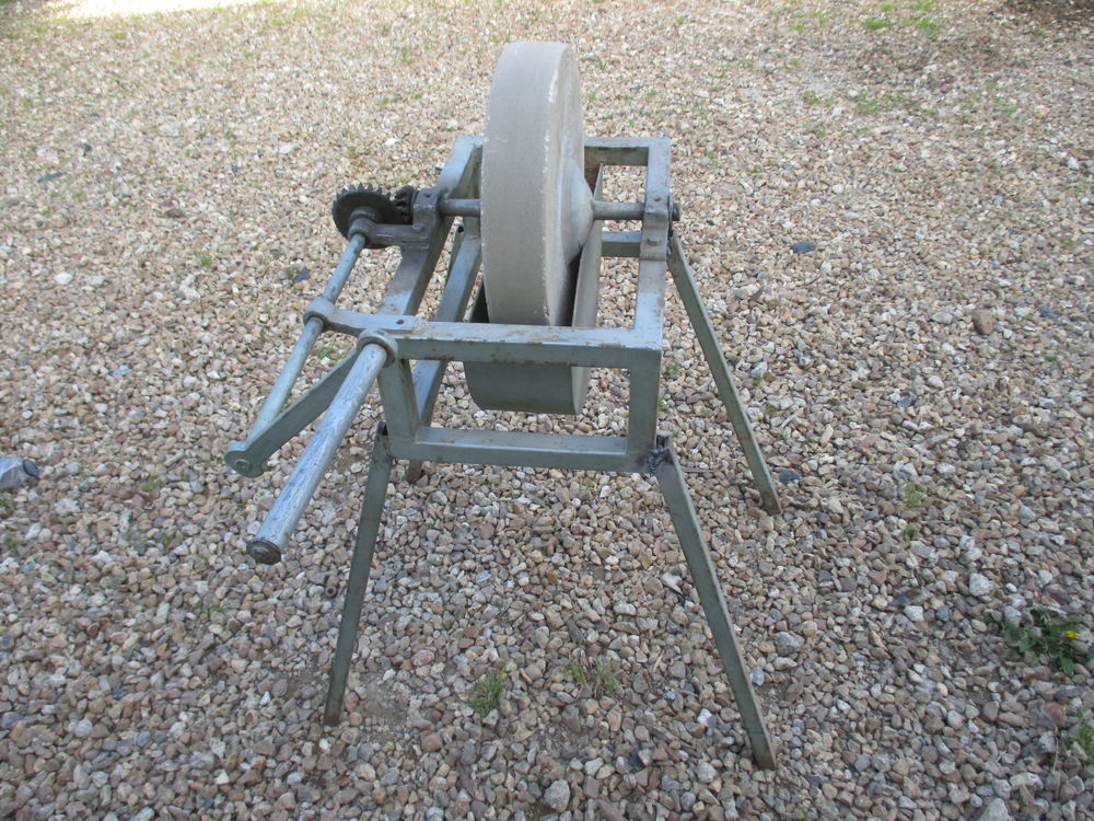 Meule pour affut&eacute; manuelle Jardin