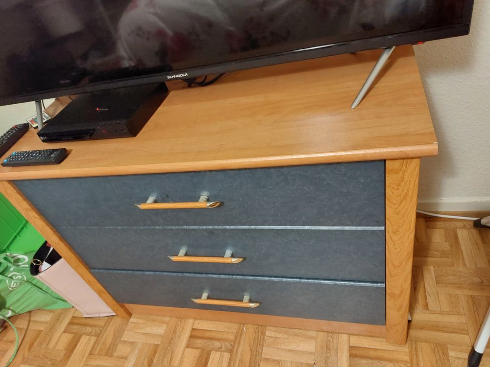 - lit complet taille 140 avec sommier Meubles