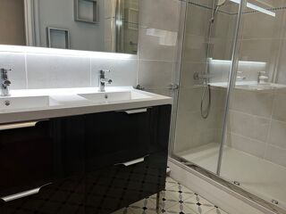  Appartement à louer 3 pièces 66 m²