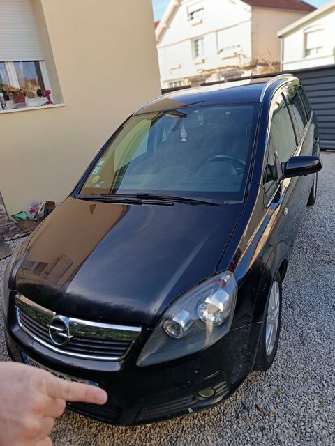 Opel zafira 1.9 CDTI - 100 ch FAP Enjoy