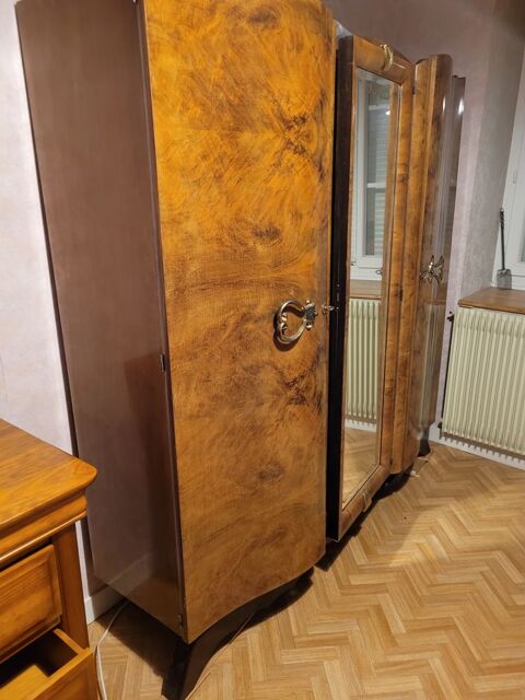 Armoire 3 portes merisier laqu  200 Saint-Sorlin (69)