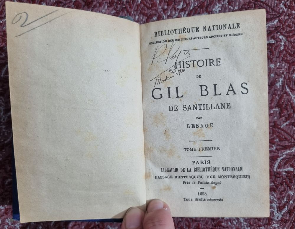 "LE SAGE"
GIL BLAS 
SANTILLANA Livres et BD