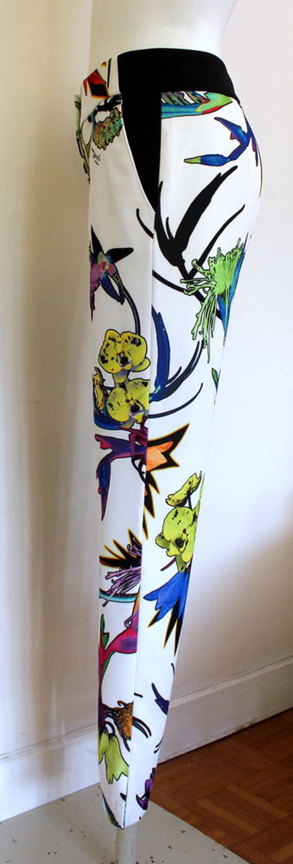 Pantalon fleuri CAVALLI T.36 Fr Vtements