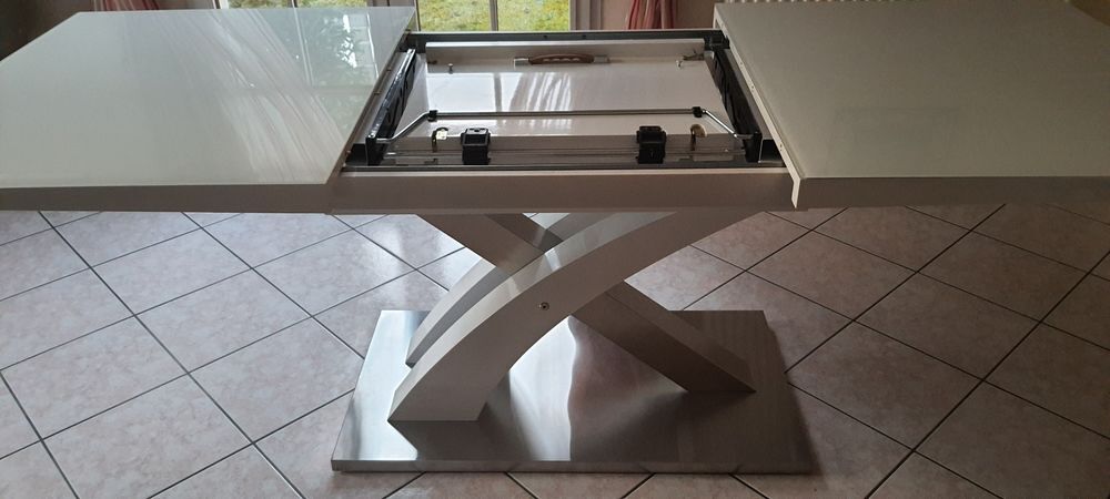 Table &agrave; manger design extensible 160-220 cm Meubles