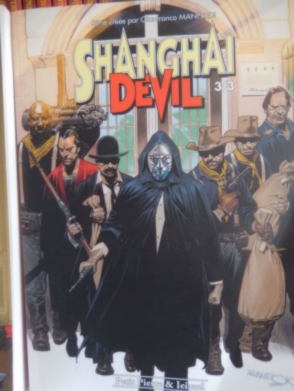 BD &eacute;tat neuf Shangha&iuml; Devil Livres et BD