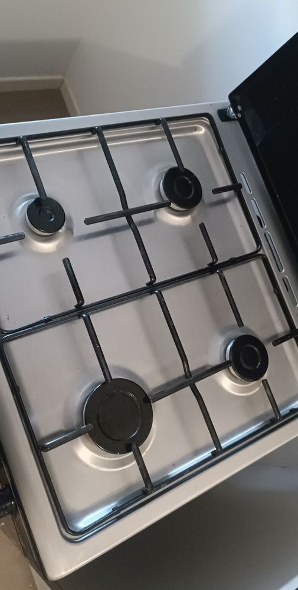 Cuisini&egrave;re SABA Electroménager
