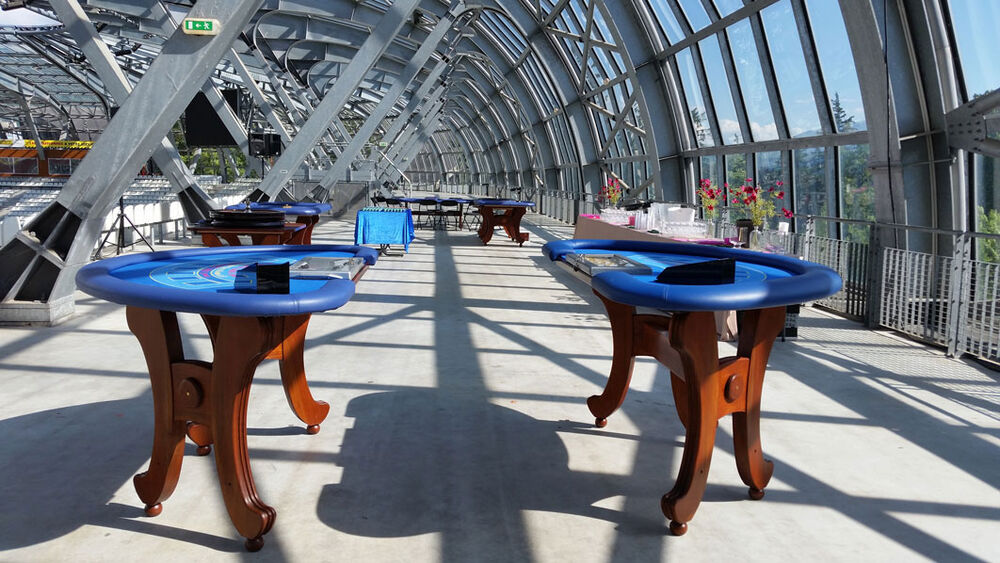 MAGNIFIQUE TABLE DE BLACK JACK - LES 2 DERNERES Jeux / jouets