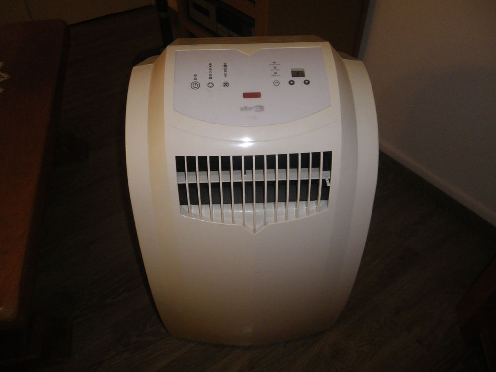 climatisateur mobile avec t&eacute;l&eacute;commande Electroménager