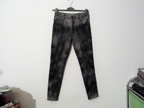 Pantalon/ Jean Noir D�lav� Gris- Taille 27- Vanessa Bruno  165 Paris 15 (75)