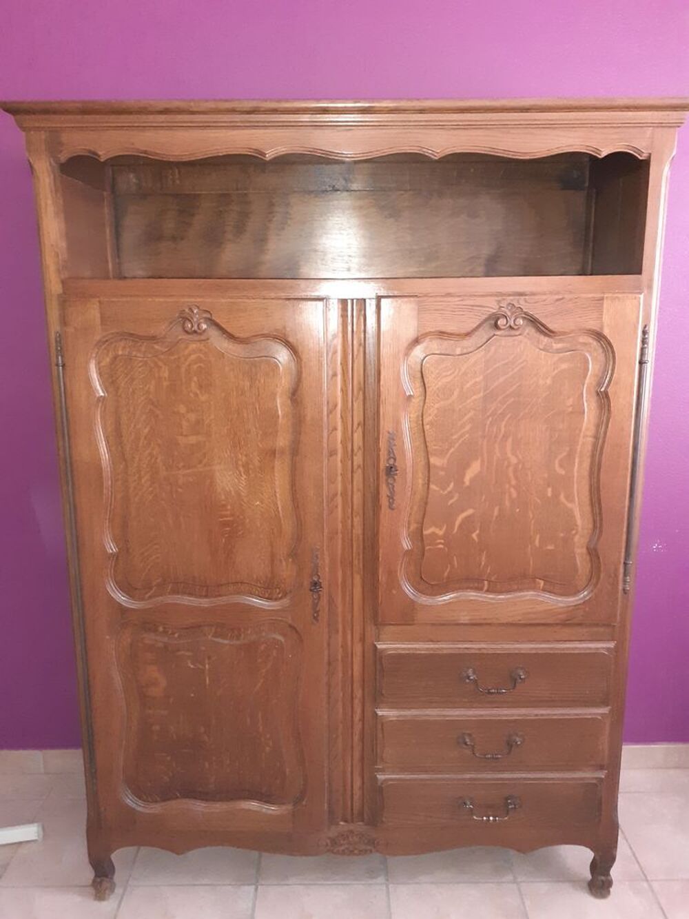 Armoire ch&ecirc;ne massif Meubles