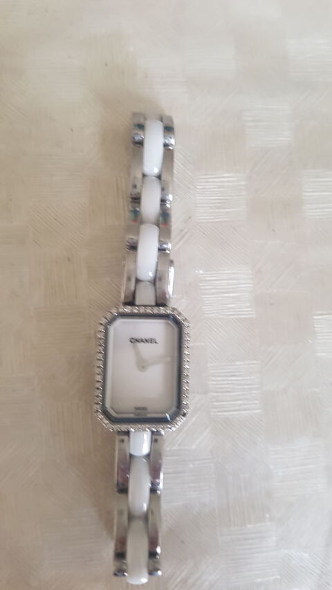 Montre chanel  femme 1700 Osny (95)