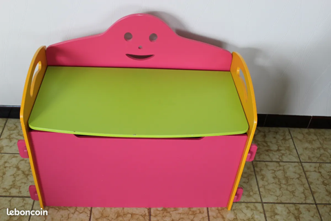 Coffre  jouets enfant 12 Saint-tienne-du-Bois (85)