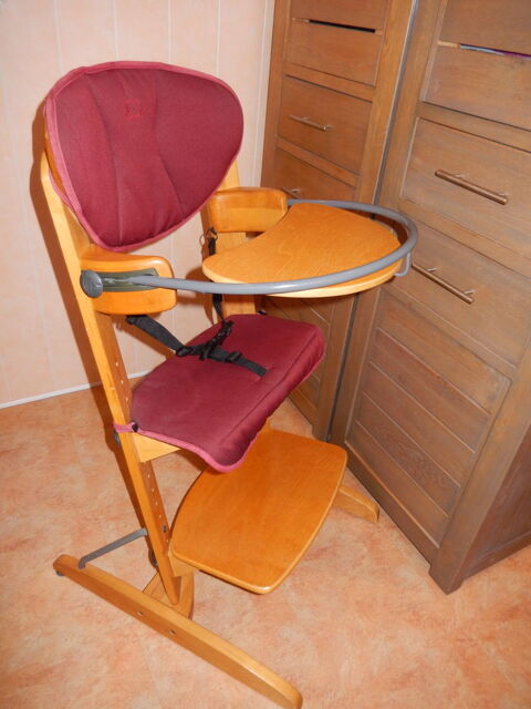 Chaise haute volutive et bois 80 Longueil-Sainte-Marie (60)