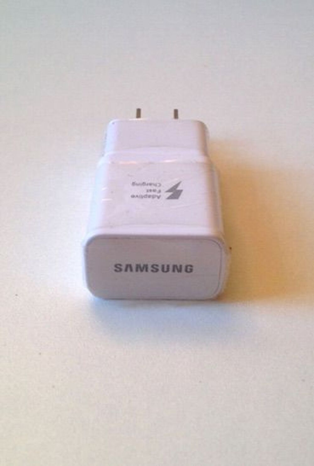 CHARGEUR SAMSUNG PRISE AMERICAINE USB EP-TA20JWE Téléphones et tablettes