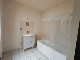  Appartement à louer 1 pièce 27 m²