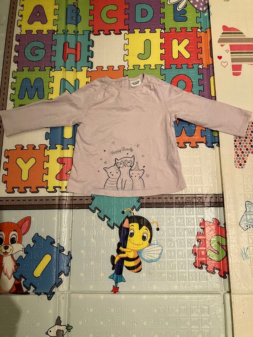 t-shirt Tape &agrave; l'Oeil taille 18 mois Vêtements enfants