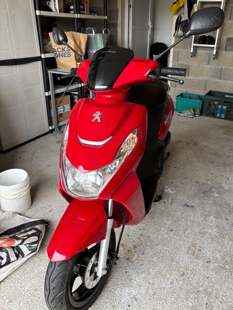 Scooter PEUGEOT 2021 occasion Grez-sur-Loing 77880
