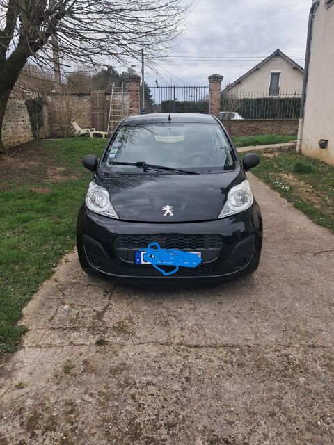 Peugeot 107 1.0e 12V 68ch BLUE LION Allure