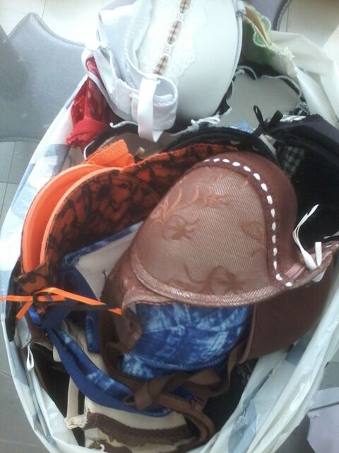 lots de  plusieurs soutien gorge 40 Tourcoing (59)