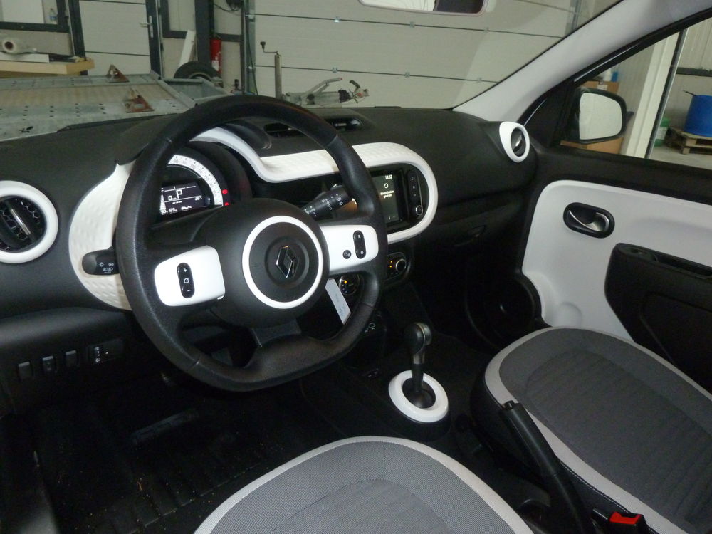 Twingo III Achat Int&eacute;gral - 21 Zen 2022 occasion 95300 Ennery