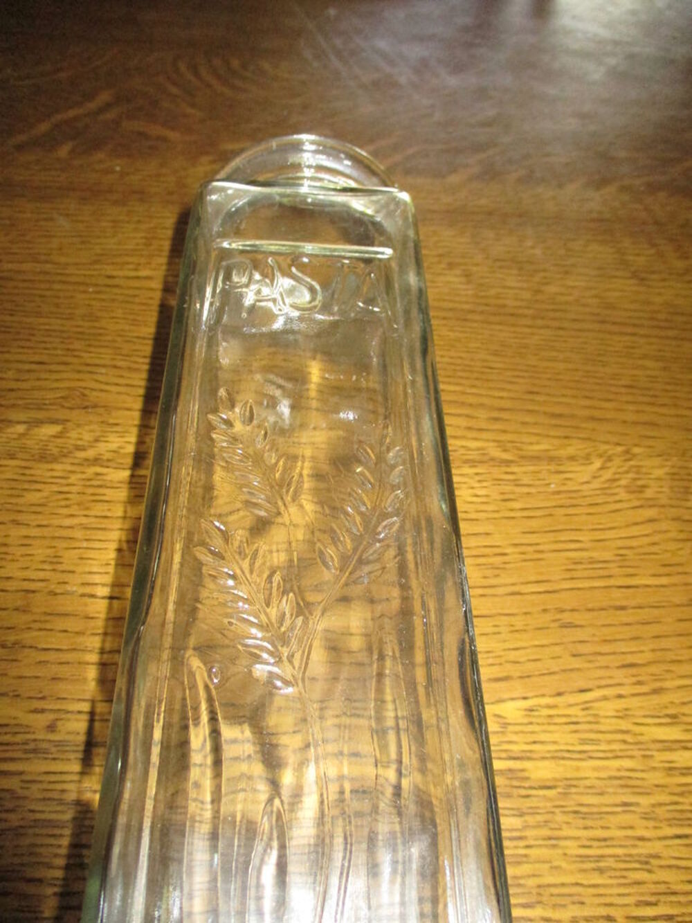 bouteille carr&eacute;e en verre indiquer PASTA vintage et autres Décoration