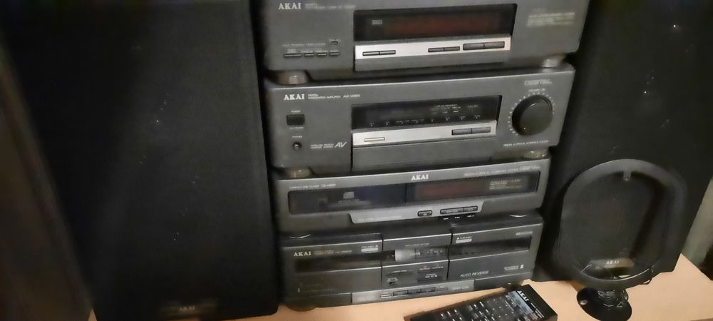 Chaine Hi-fi AKAI Audio et hifi