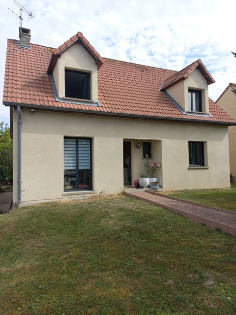   PAVILLON F6 DE 120M2,   SOUS SOL 90M2 ET TERRAIN 600 m2 Maison - 5 pièce(s) - 120 m²