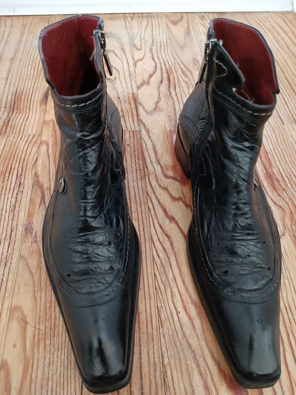 Boots marque italienne hotsell