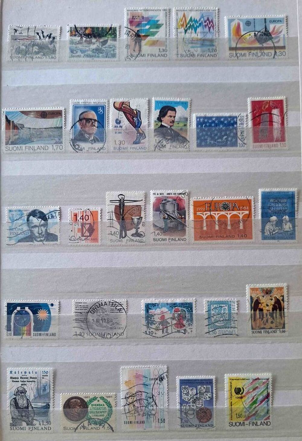 S&eacute;rie de timbres de collection de Finlande 