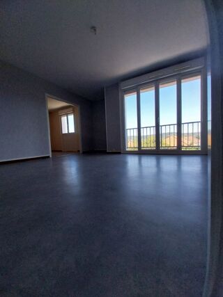  Appartement  louer 4 pices 81 m