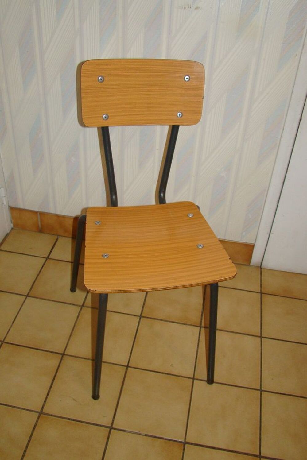 Ancienne chaise en formica - vintage Meubles
