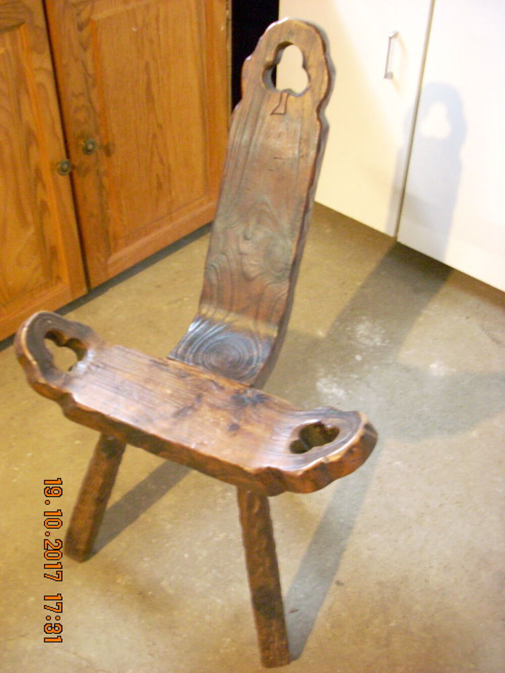 Chaise rustique "coin de chemin&eacute;e" Meubles