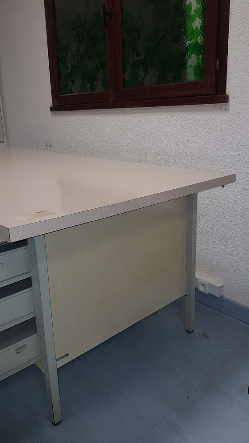 Grand bureau Meubles