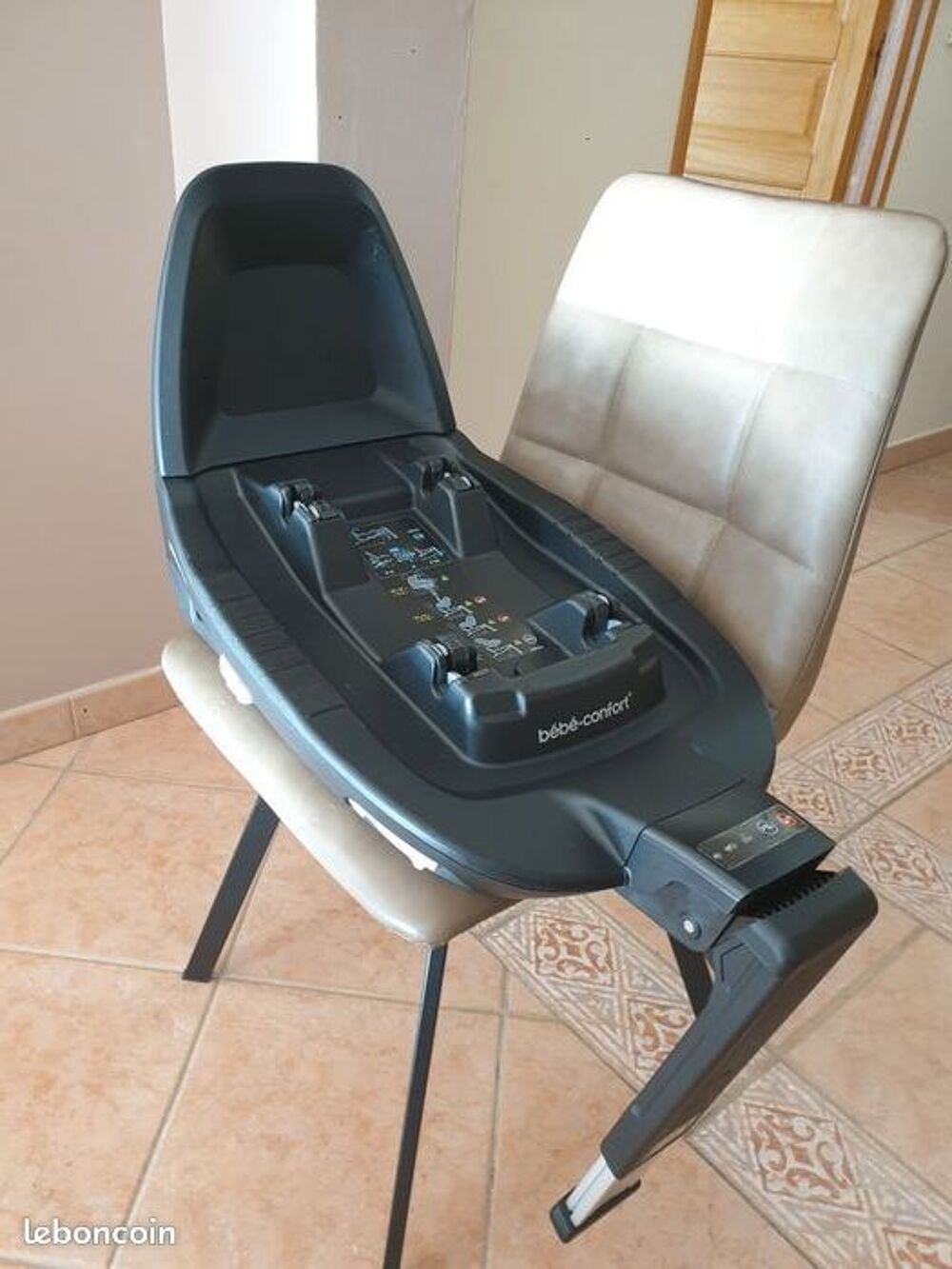Trio B&eacute;b&eacute; Confort + base Isofix Puriculture