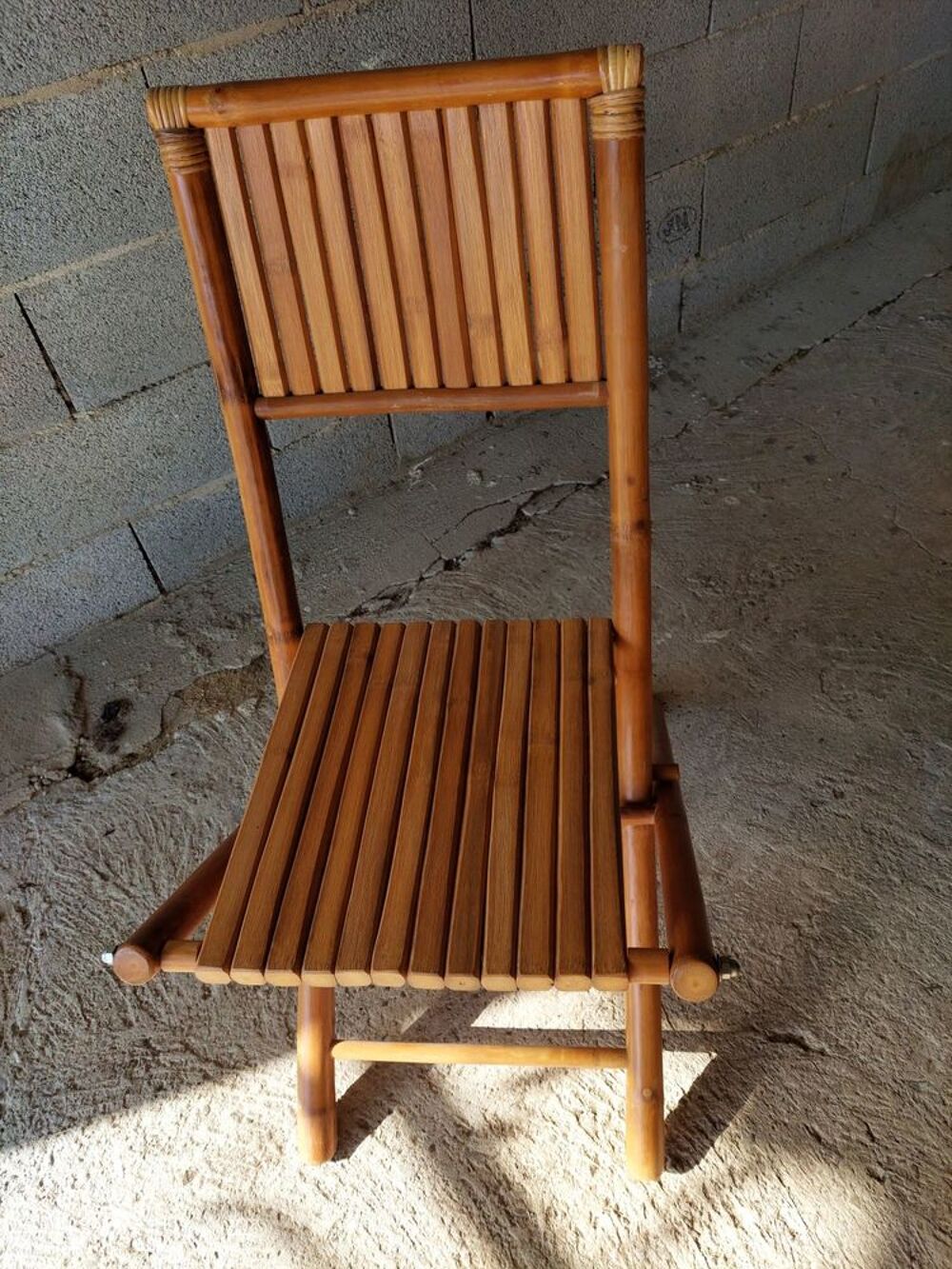 CHAISES BAMBOU TRES BON ETAT Meubles