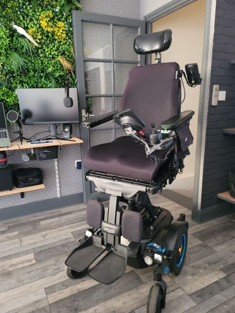 Fauteuil roulant Permobil M3 Corpus Avec Lift 5500 B�ziers (34)