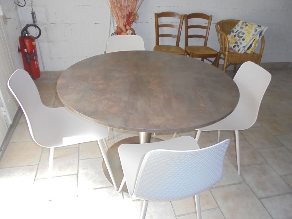 TABLE DE CUISINE OU SALLE A MANGER Meubles
